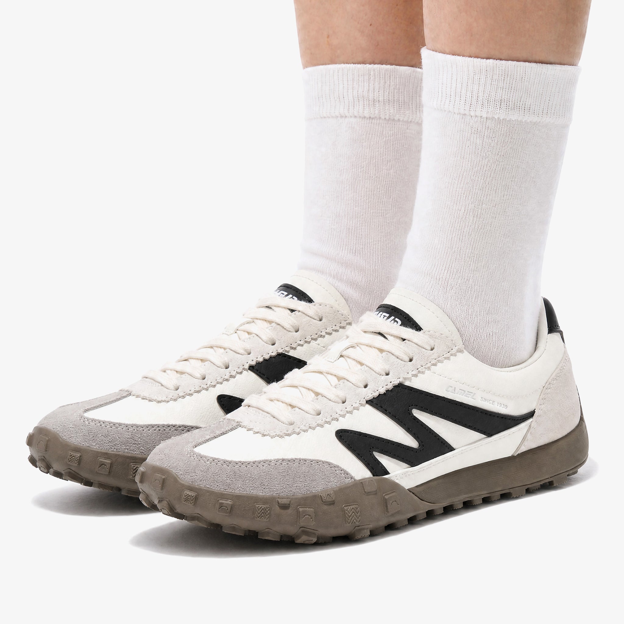 Women’s Vintage Army Trainer Sneakers