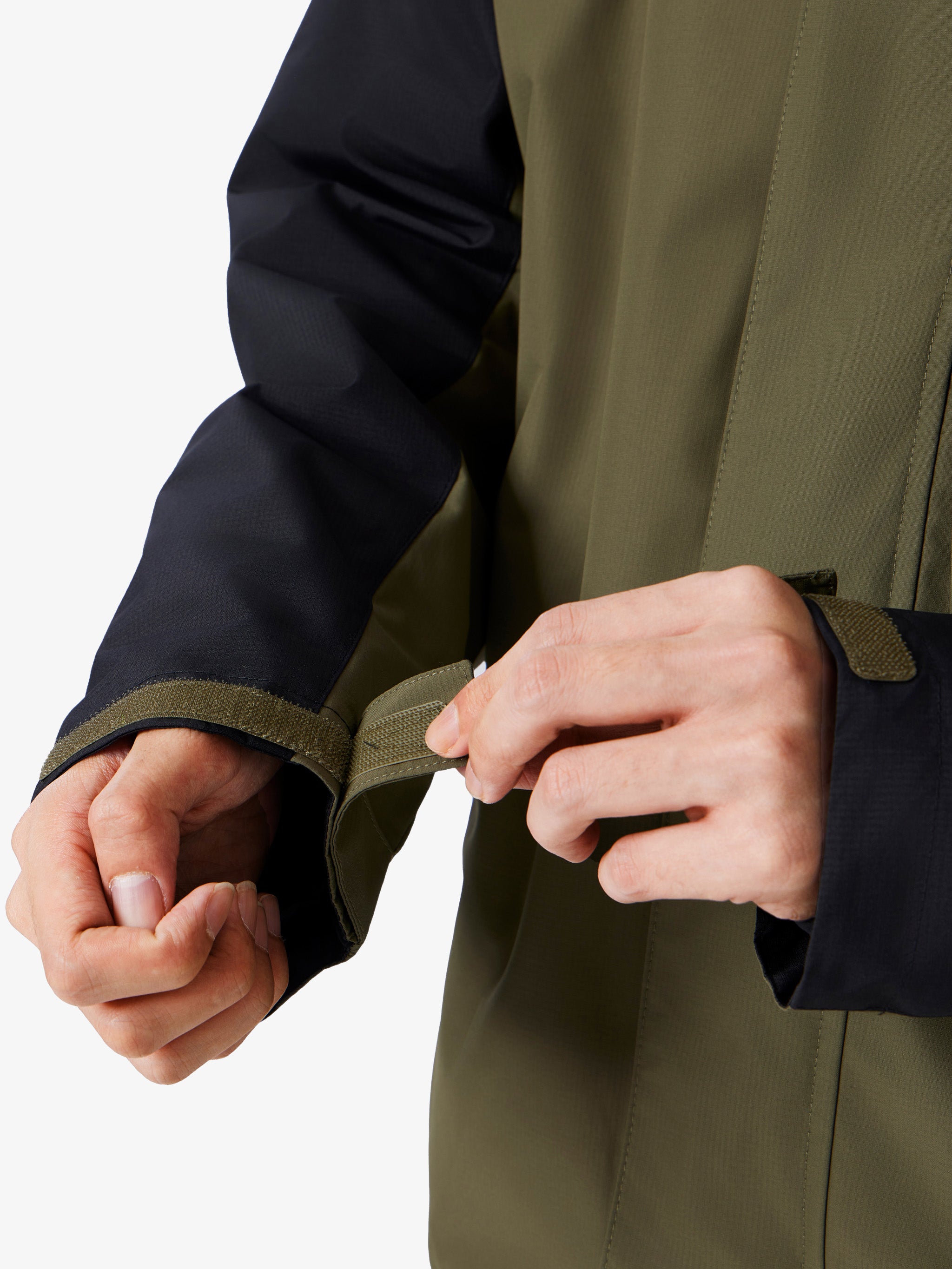 Cuff of Camel Men’s Arctic Sentinel Paneled 3-in-1 Jacket delivering waterproof, breathable, thermal performance.