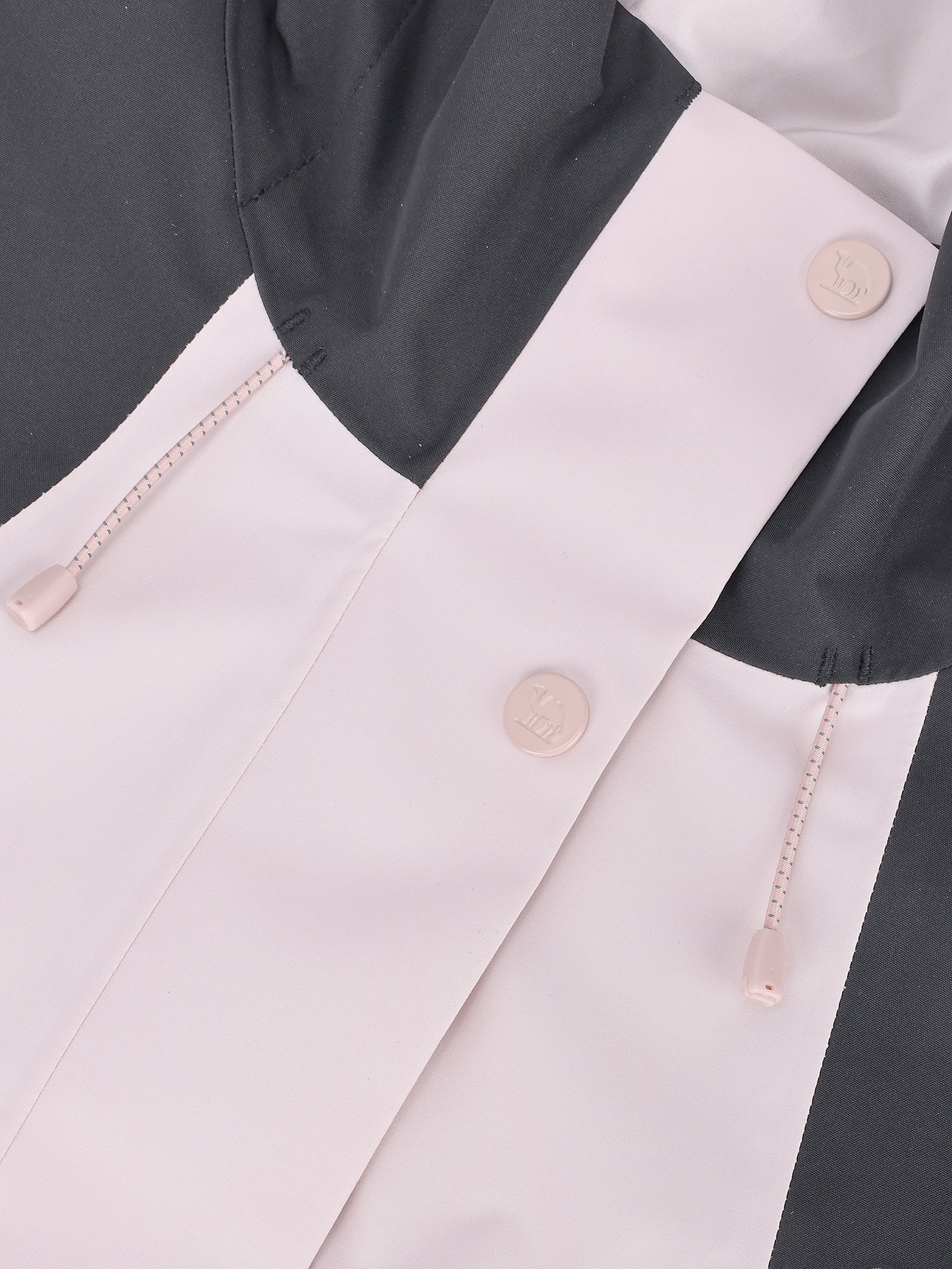 Chest of Camel Women’s Interstellar Traverse TOPEAK-TEX® Shell Jacket designed for trail, urban use with adjustable fit