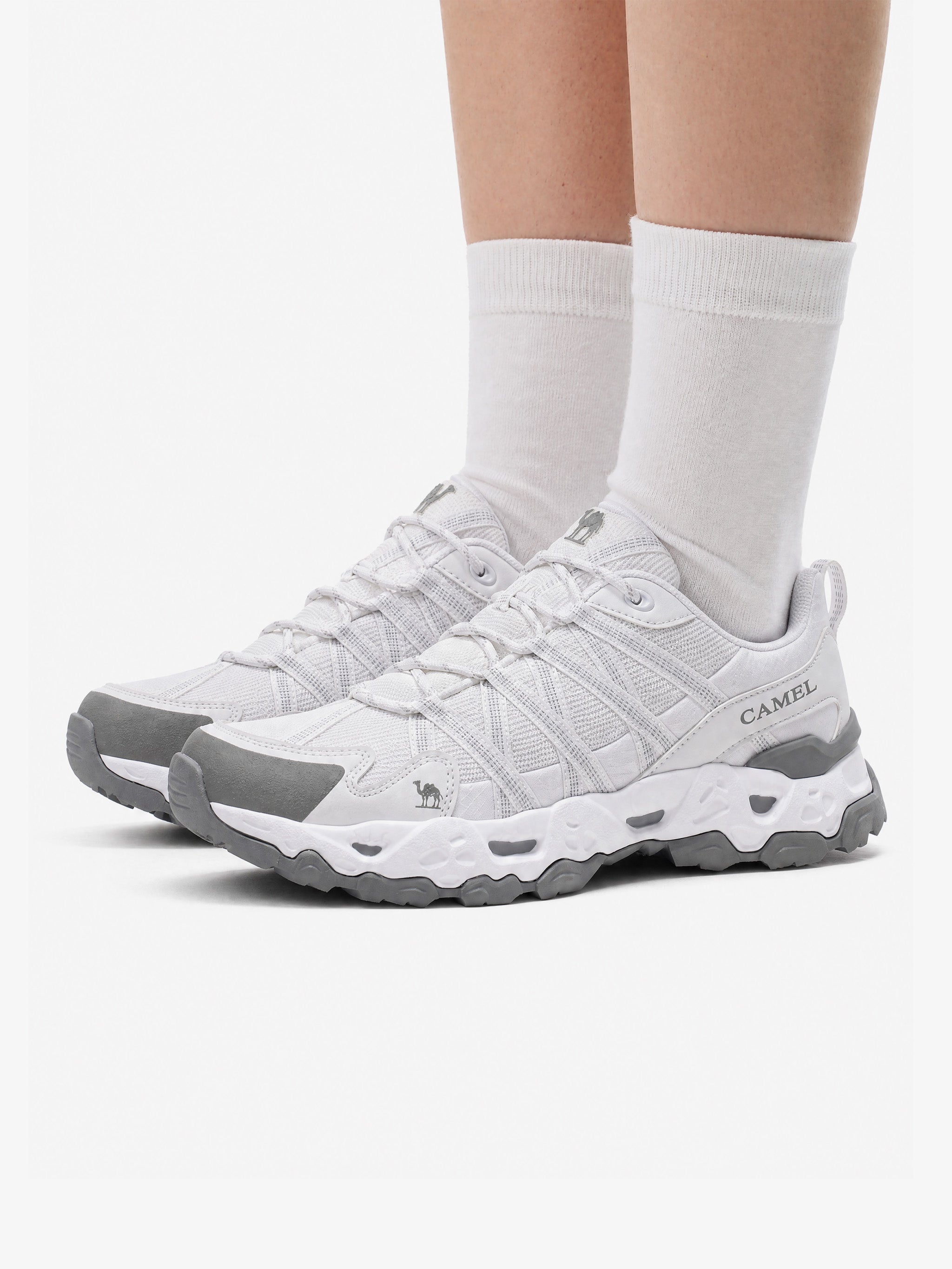 Women’s Lightweight Hiking Sneakers
