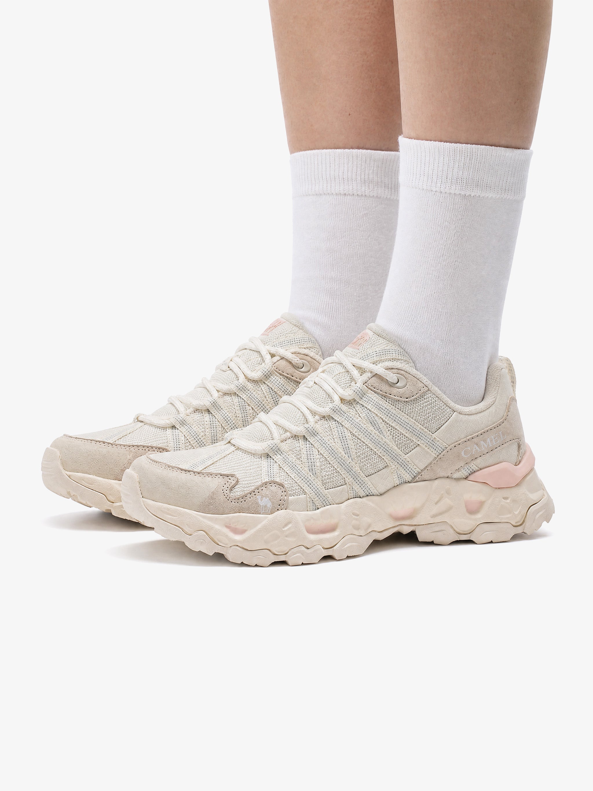 Women’s Lightweight Hiking Sneakers