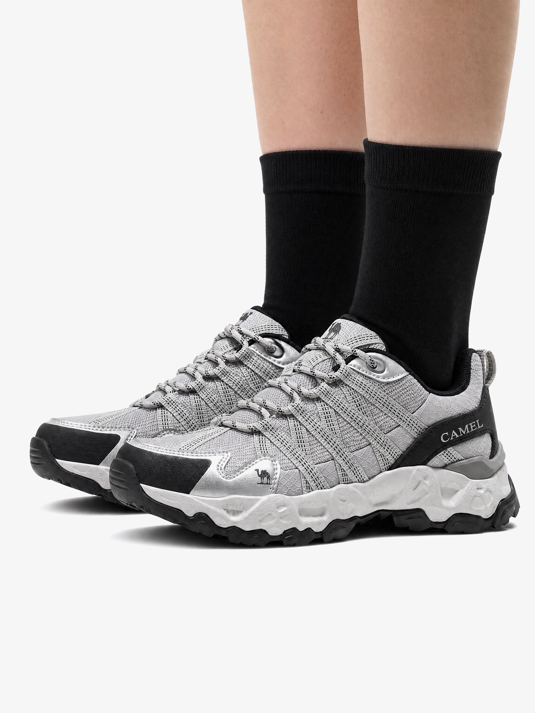 Women’s Lightweight Hiking Sneakers